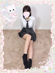 池袋 フェアリースター はずきちゃん 制服コスプレ 美脚 全身