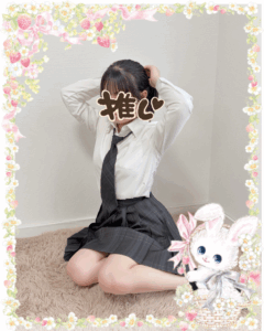 池袋 フェアリースター りこちゃん 制服コスプレ ポニーテール 座りポーズ