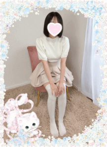 池袋 フェアリースター 白ニーハイ れあちゃん 私服 座りポーズ