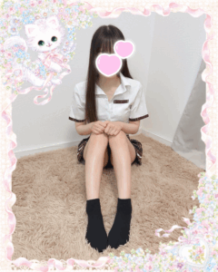 池袋 フェアリースター みおんちゃん 美脚 体育座り