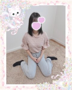池袋リフレ フェアリースター むにちゃん 私服 女の子座り